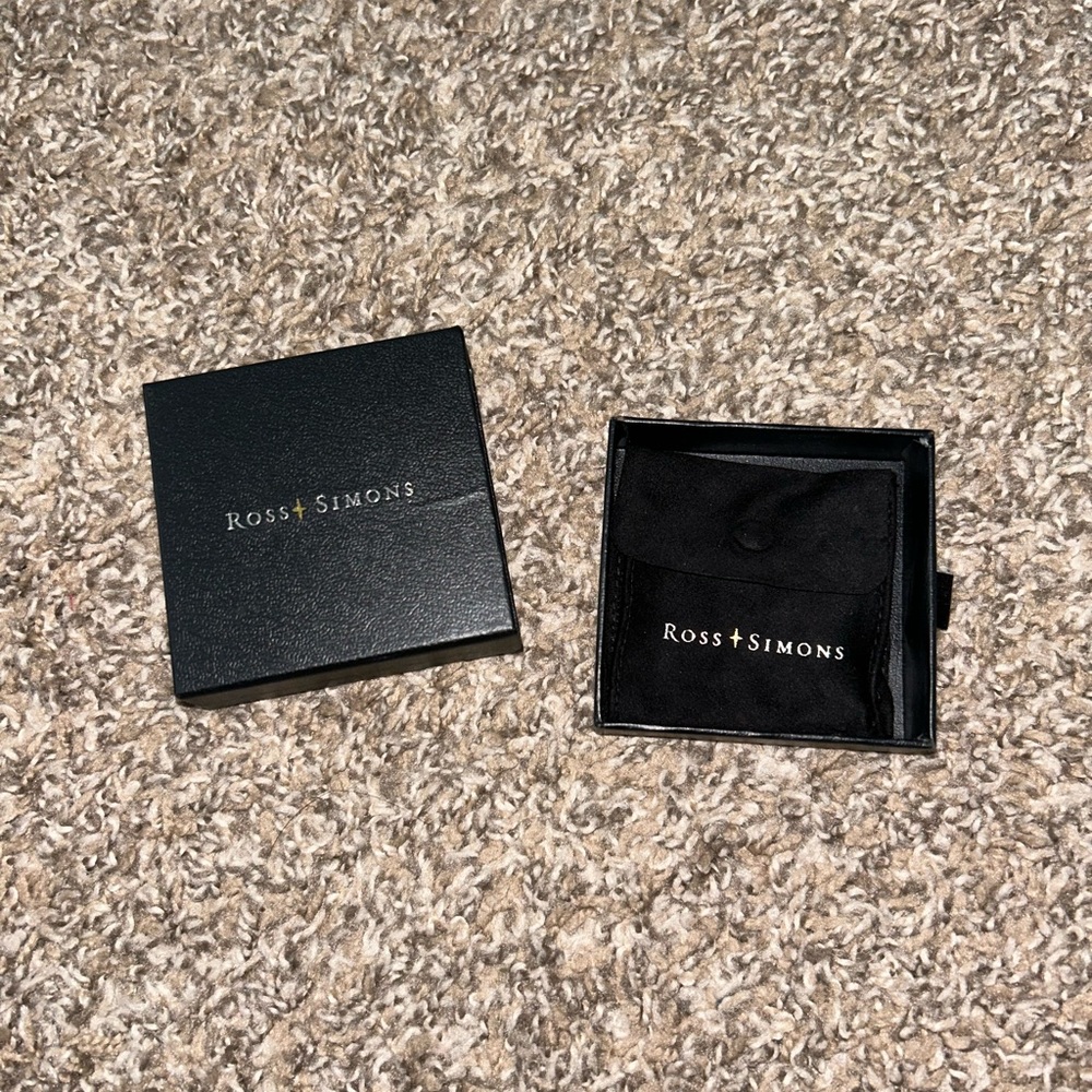 Ross Simons Case and Pouch - Picture 4 of 4
